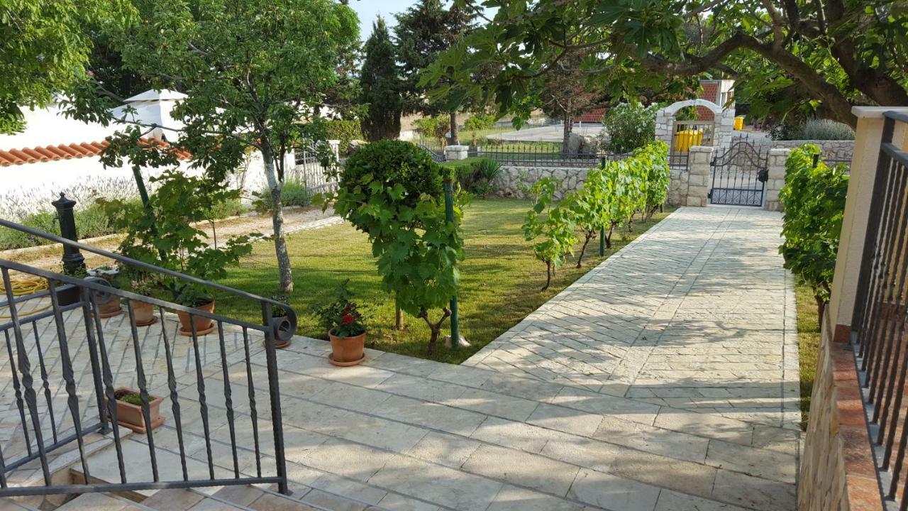 Holiday House Lavanda วรซี ภายนอก รูปภาพ