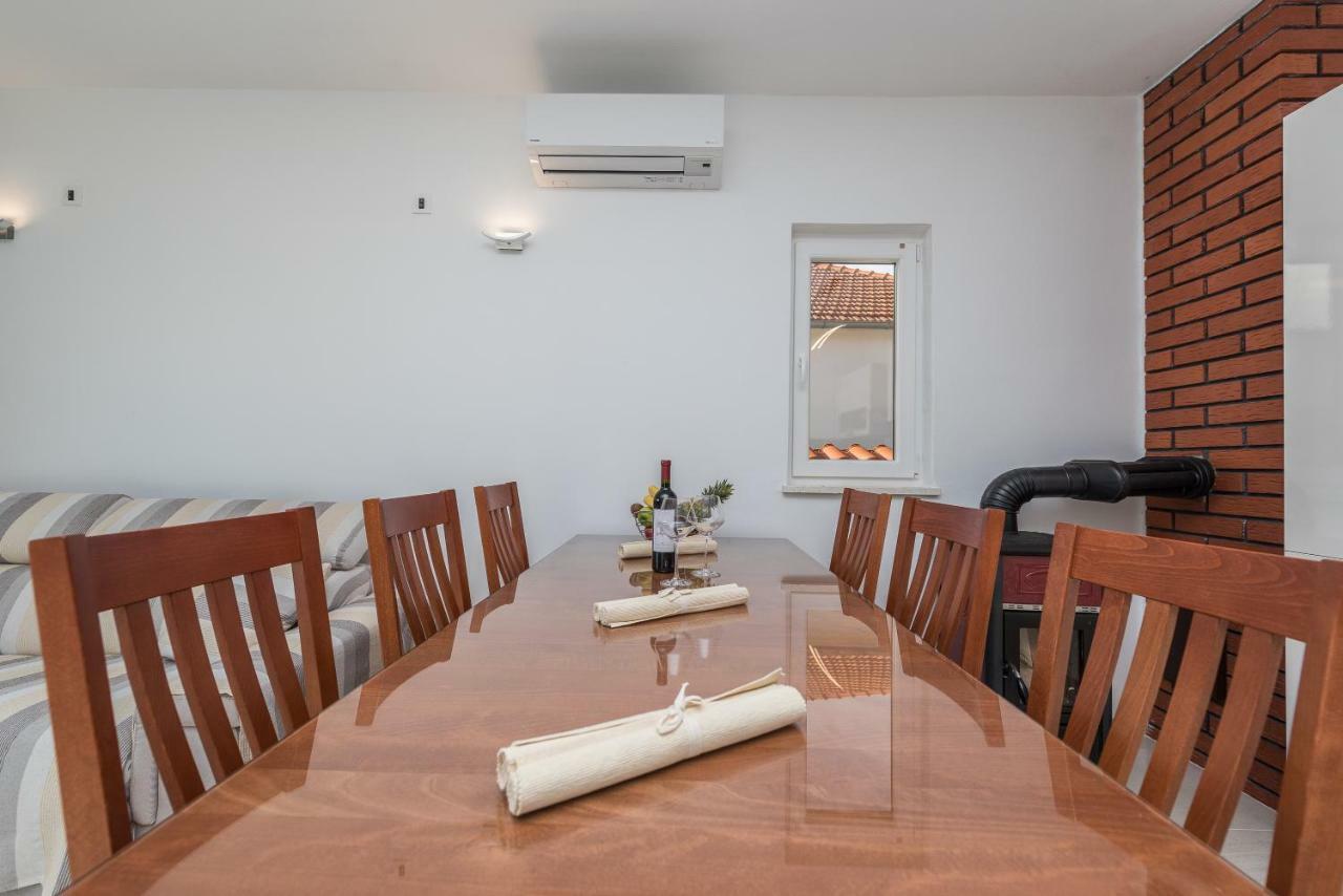 Holiday House Lavanda วรซี ภายนอก รูปภาพ
