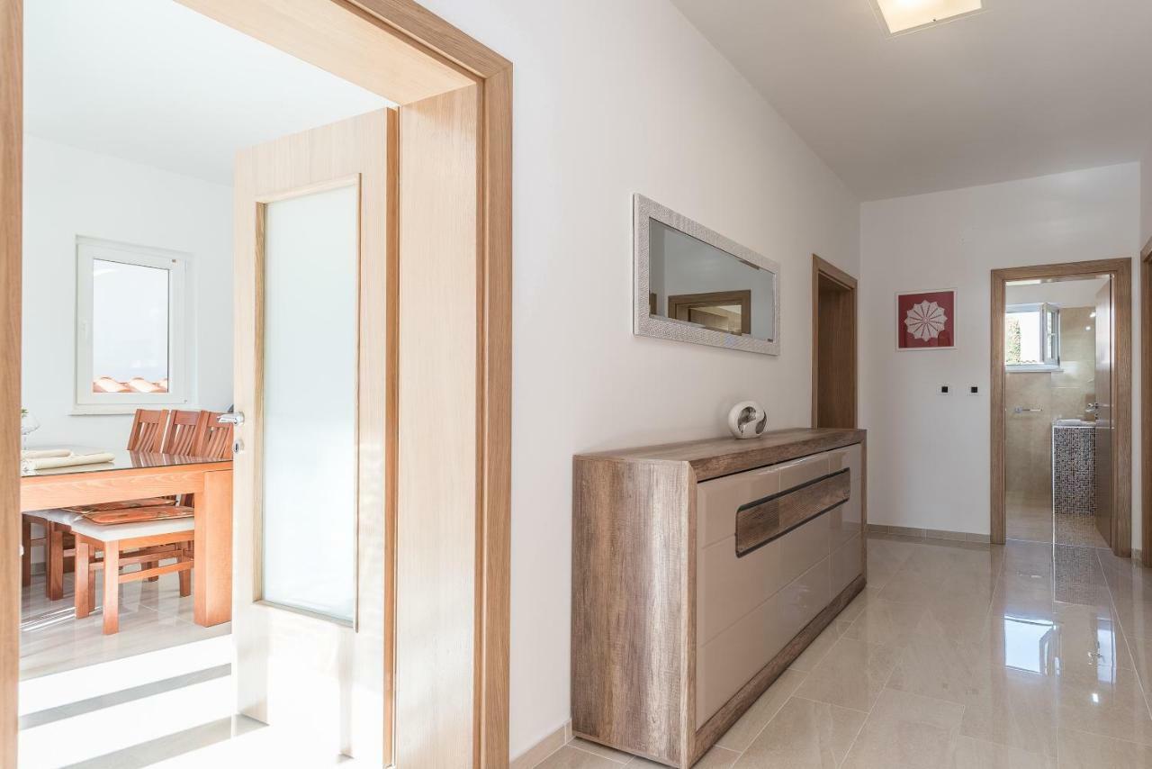 Holiday House Lavanda วรซี ภายนอก รูปภาพ